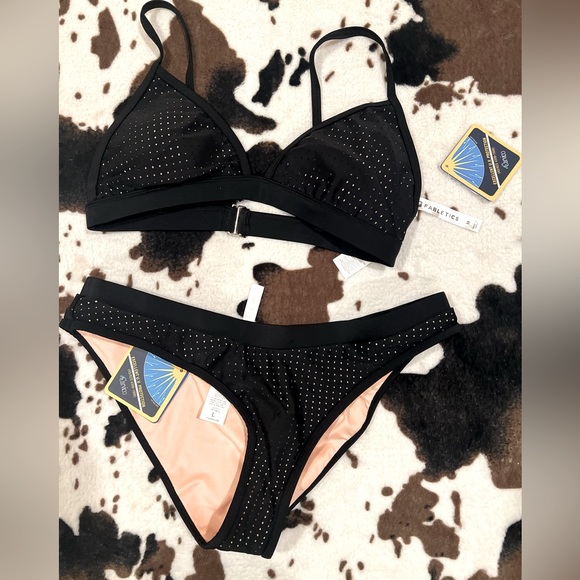 Fabletics Valentina Bikini (Med/Large) - Picture 2 of 2
